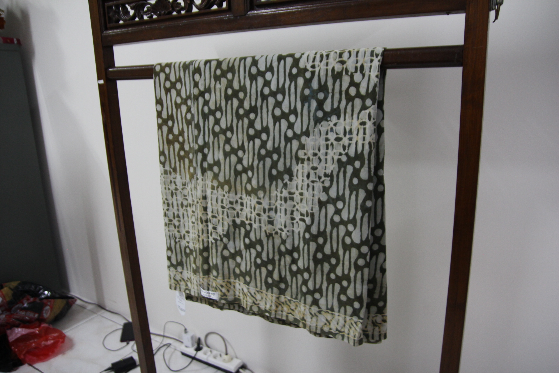 Kain sarung indigo tunjung 3