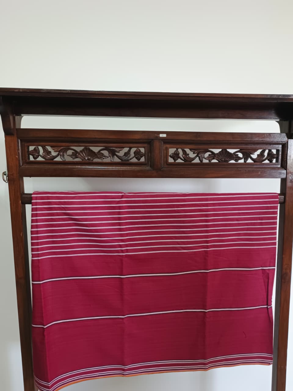 Lurik Gradasi (1x5m) ( Hijau dan Merah)