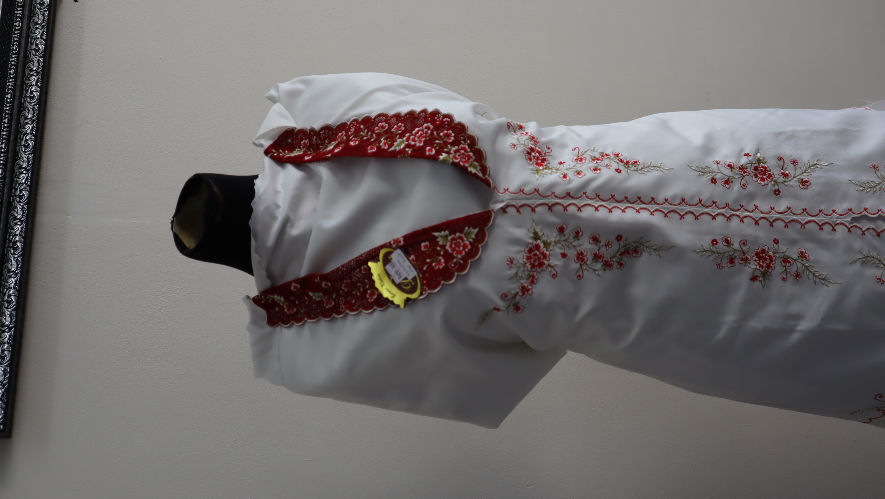 Kebaya Kutu Baru Putih Tulang