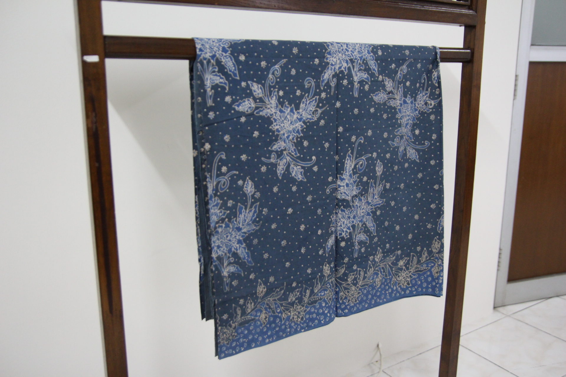 Kain Warna Alam 2w LY9