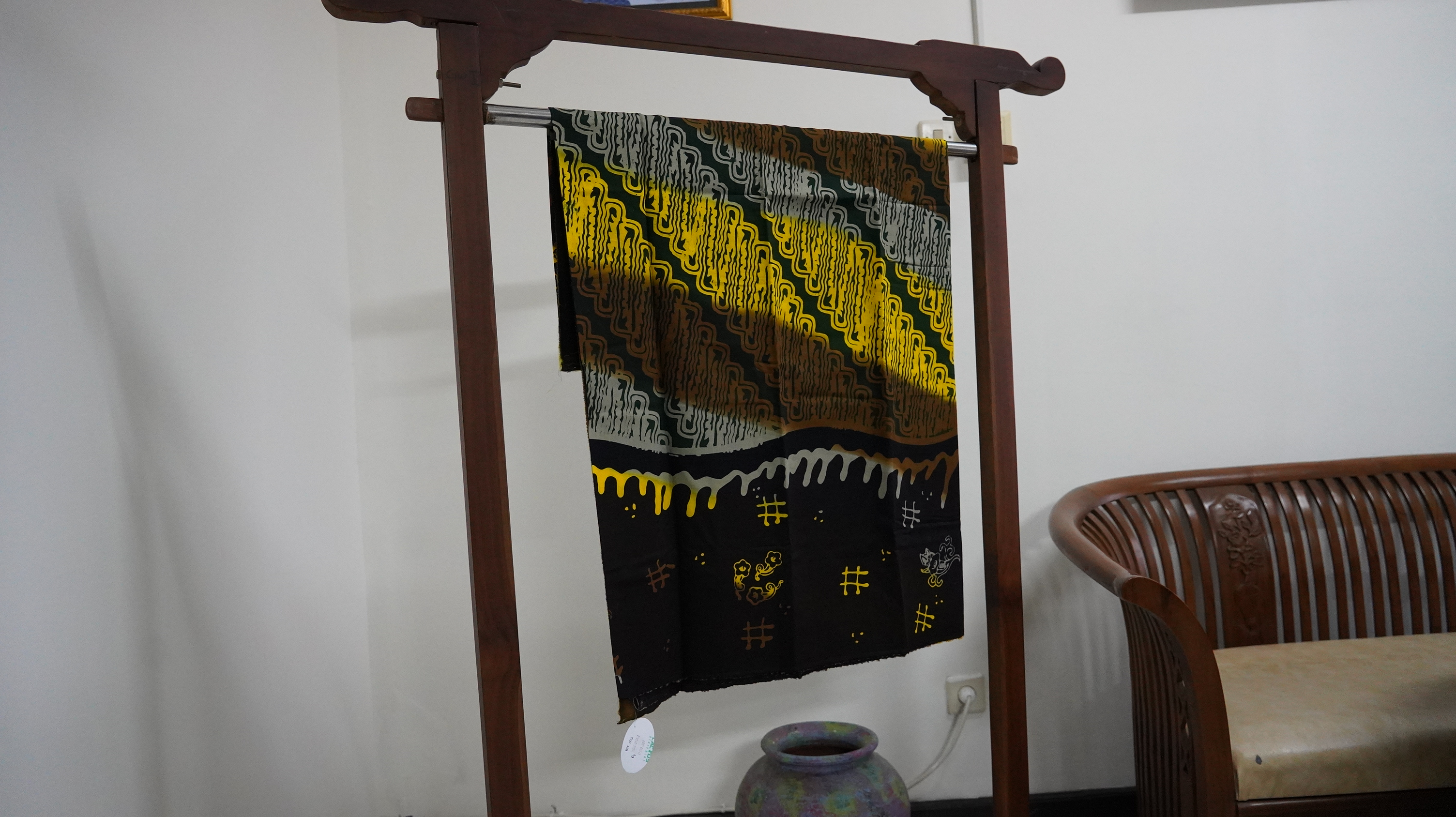 Batik Warna Sintetis No 4