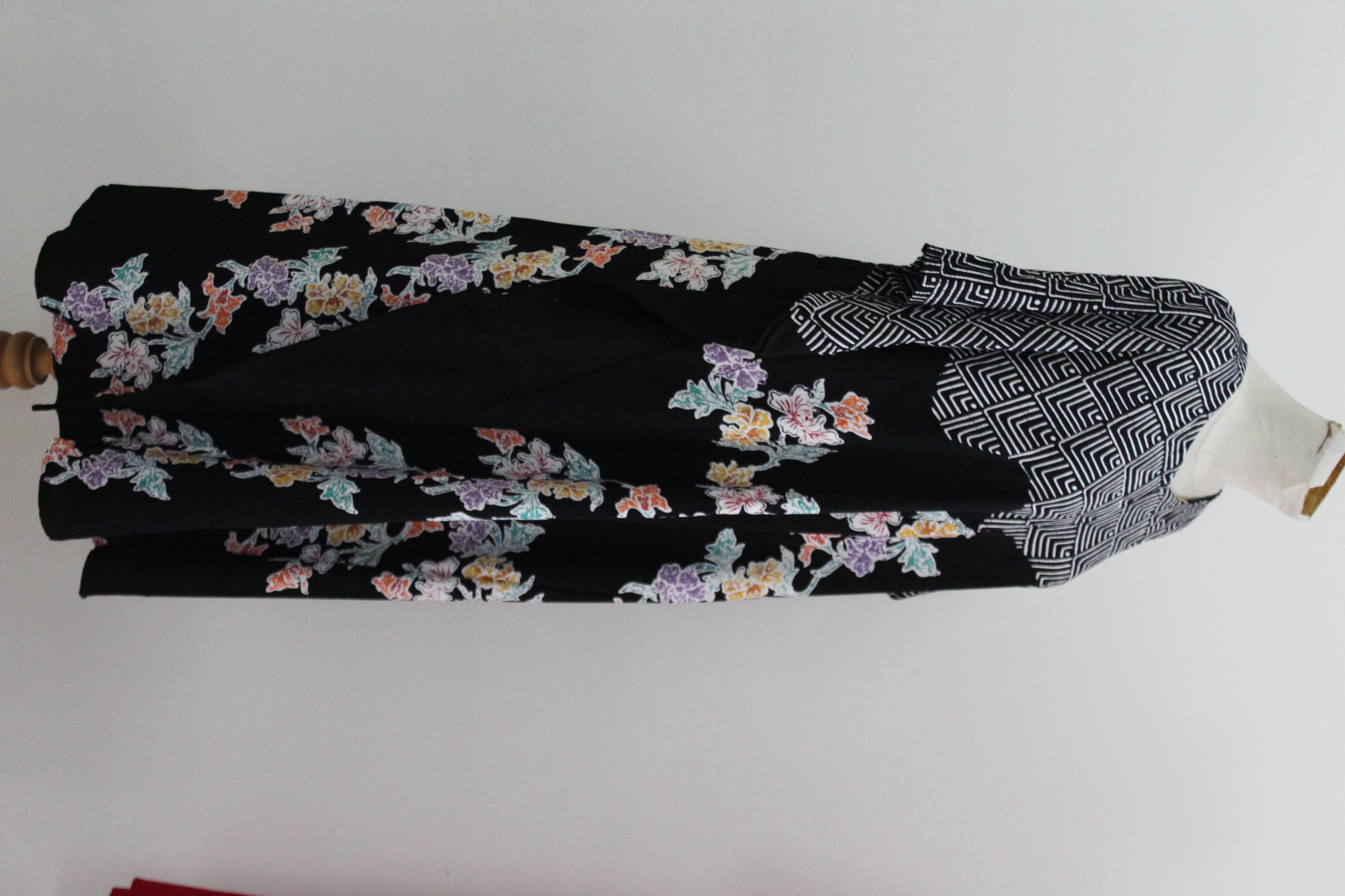 DASTER LOWO COLET 04 HITAM